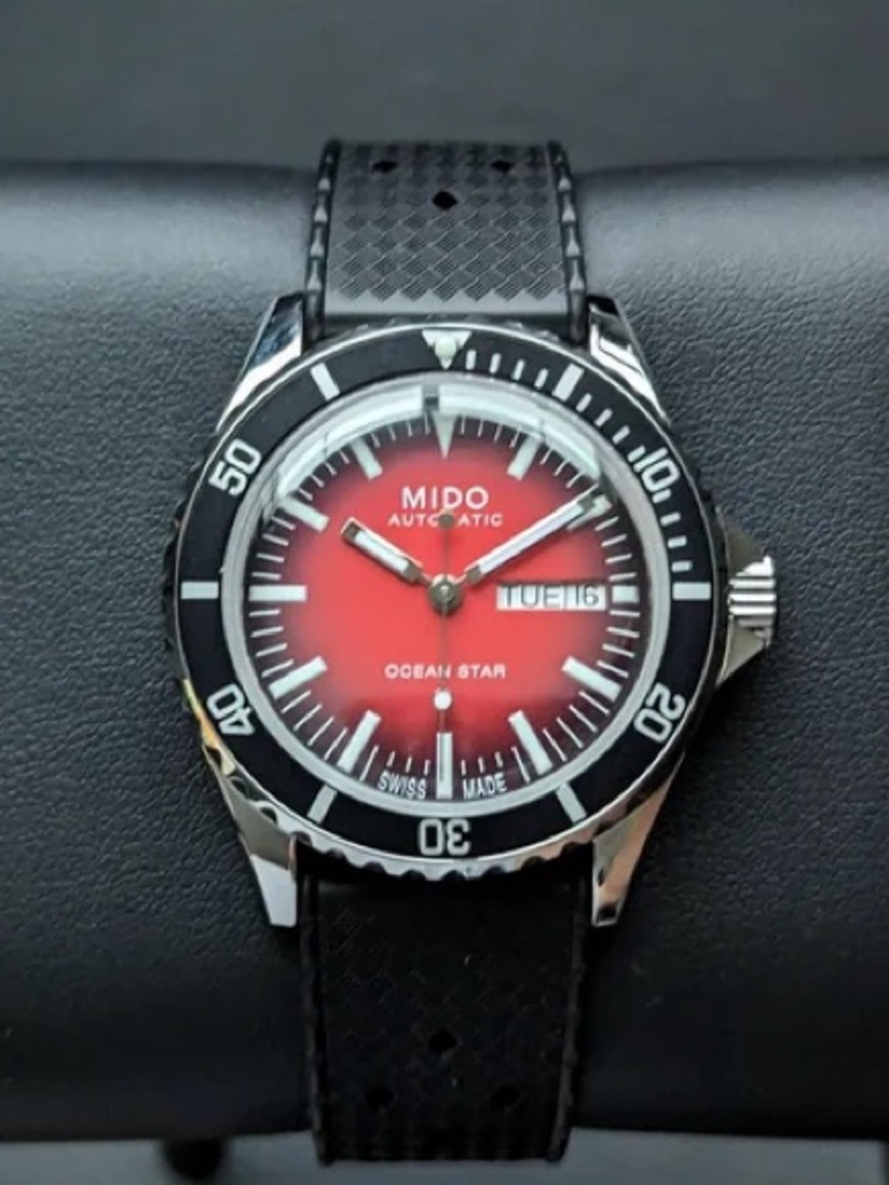Mido Ocean Star Tribute RARE RED Dial Automatic 40.5mm Diver W/extra FKM Deploy